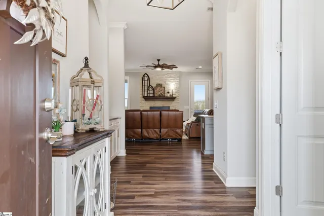 $899,900 | 122 Sand Creek Drive, Liberty, SC 29657