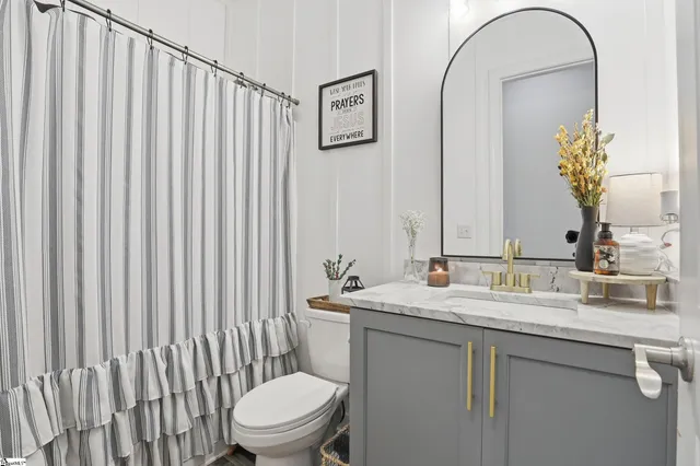 $889,899 | 122 Sand Creek Drive, Liberty, SC 29657