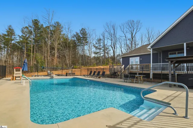 $899,900 | 122 Sand Creek Drive, Liberty, SC 29657