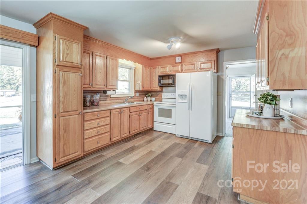 311 Bell Road Kings Mountain, NC 28086 - Photo 13 of 48 Gallery Image 13