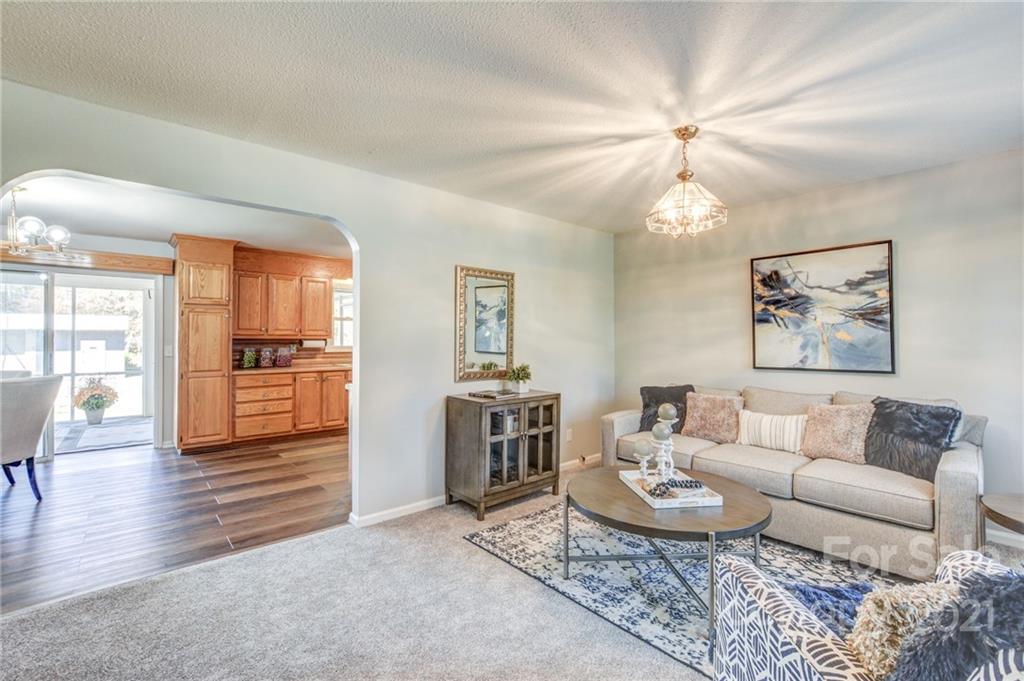311 Bell Road Kings Mountain, NC 28086 - Photo 4 of 48 Gallery Image 4