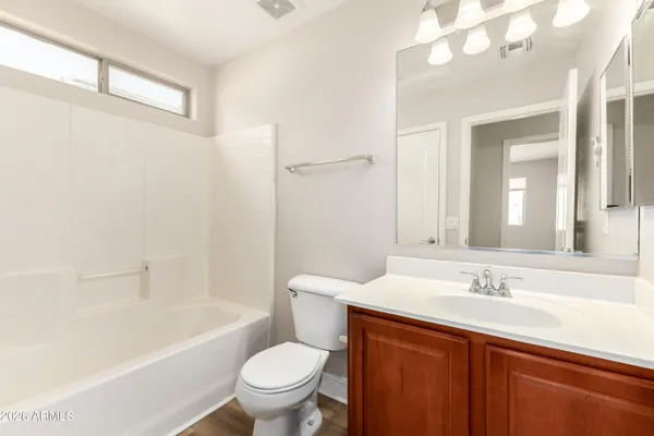 en view of an empty room