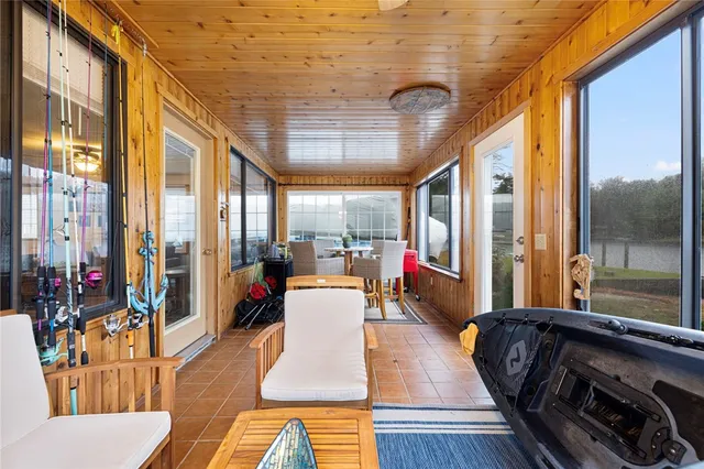 $525,000 | 422 Shady Valley Road, Coventry, RI 02816