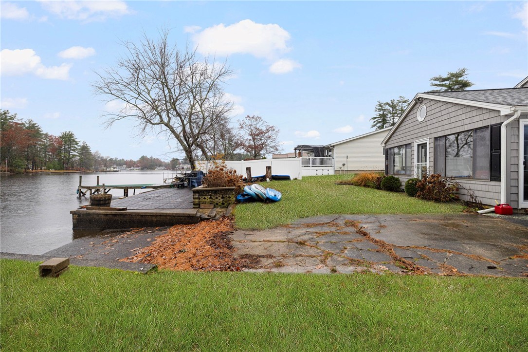 422 Shady Valley Road Coventry, RI 02816 - Photo 2 of 43