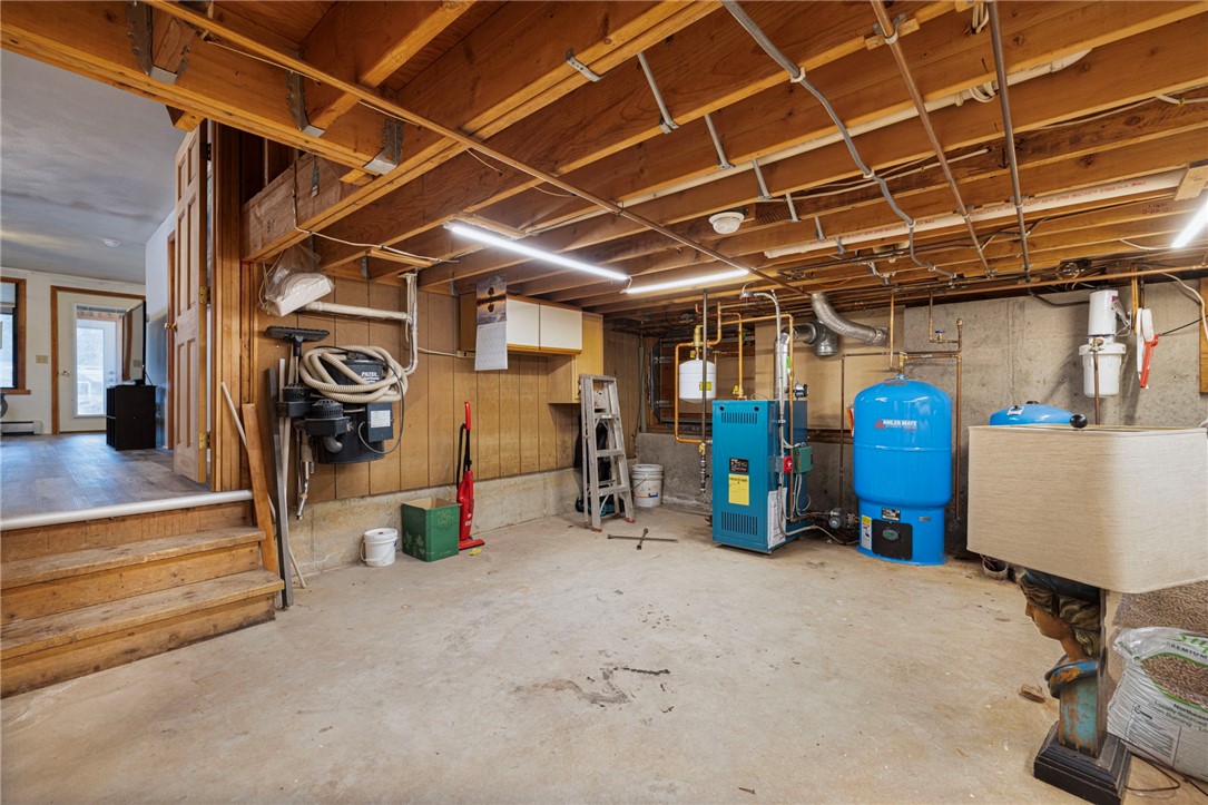 422 Shady Valley Road Coventry, RI 02816 - Photo 33 of 43