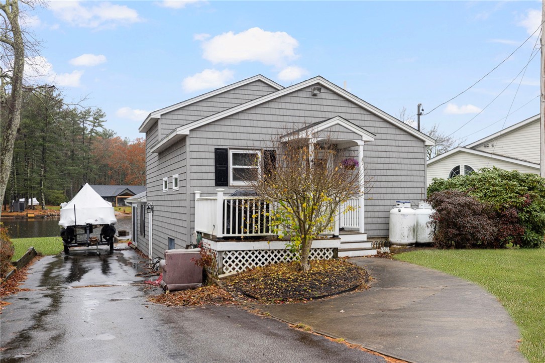 422 Shady Valley Road Coventry, RI 02816 - Photo 37 of 43