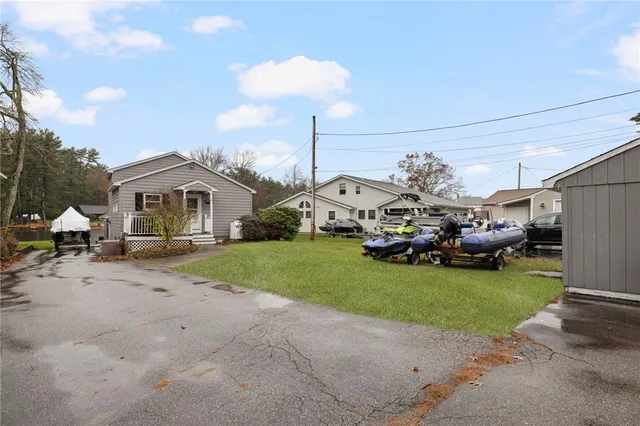 $525,000 | 422 Shady Valley Road, Coventry, RI 02816