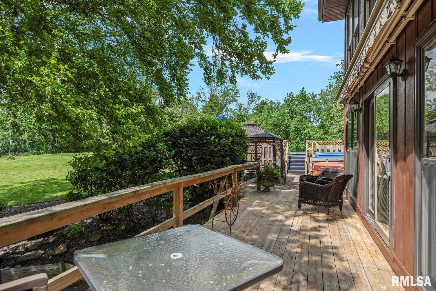 2242 Lake Jacksonville Road Jacksonville, IL 62650 - Photo 17 of 74