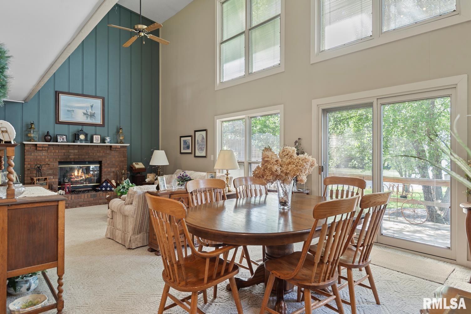 2242 Lake Jacksonville Road Jacksonville, IL 62650 - Photo 22 of 74