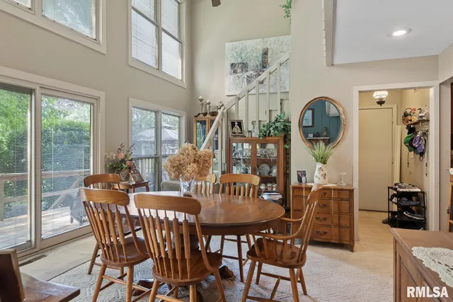 $360,000 | 2242 Lake Jacksonville Road, Jacksonville, IL 62650