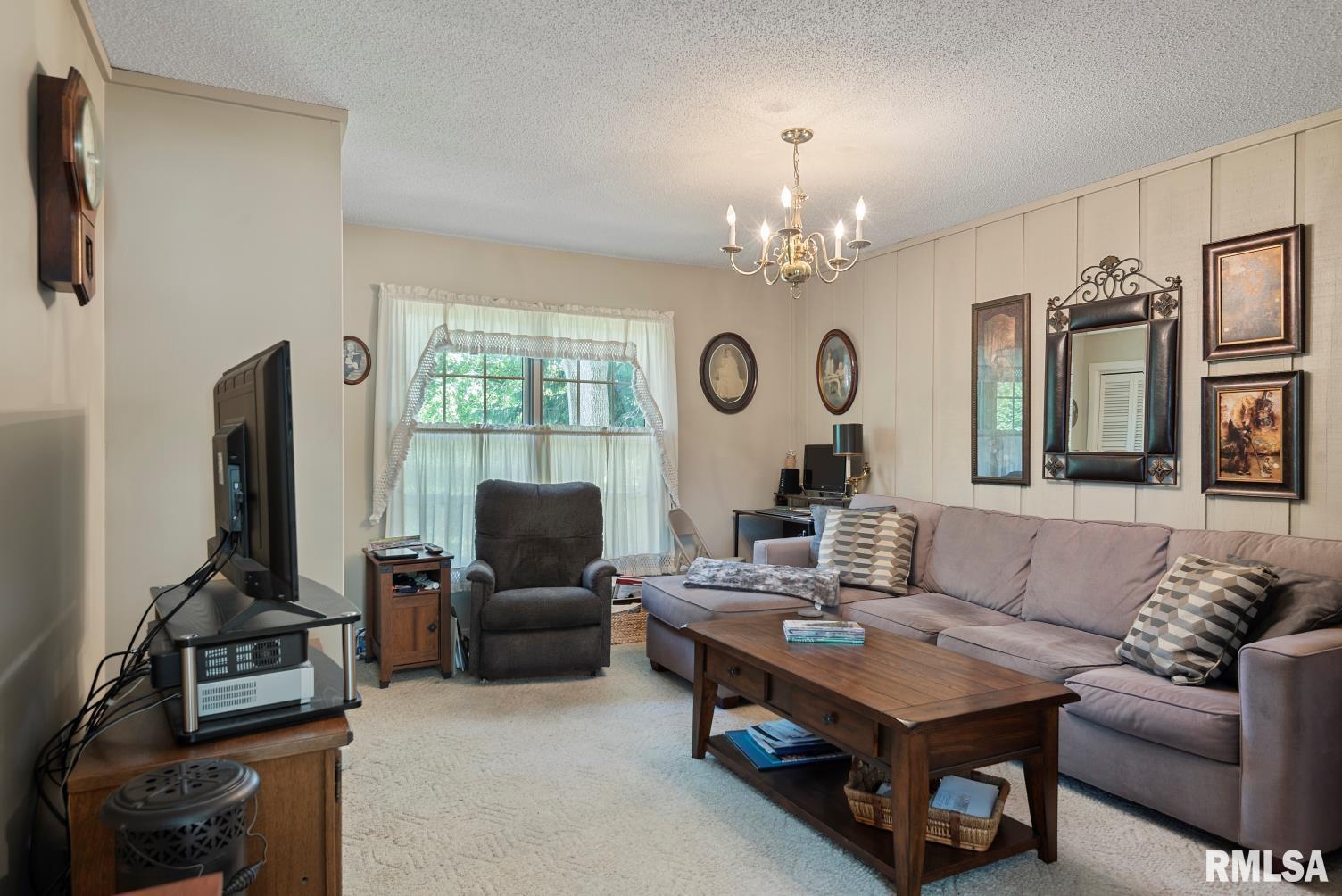 2242 Lake Jacksonville Road Jacksonville, IL 62650 - Photo 29 of 74