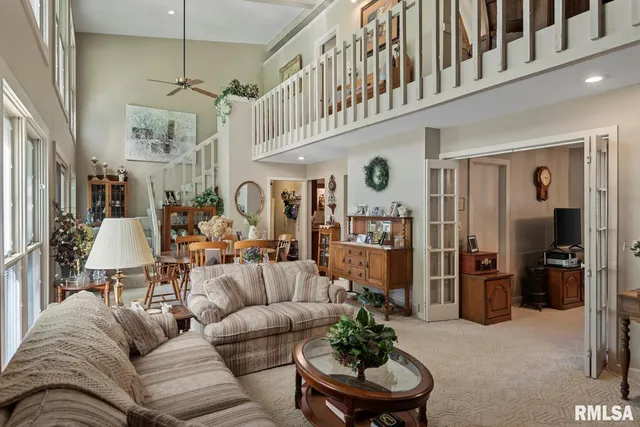 $360,000 | 2242 Lake Jacksonville Road, Jacksonville, IL 62650