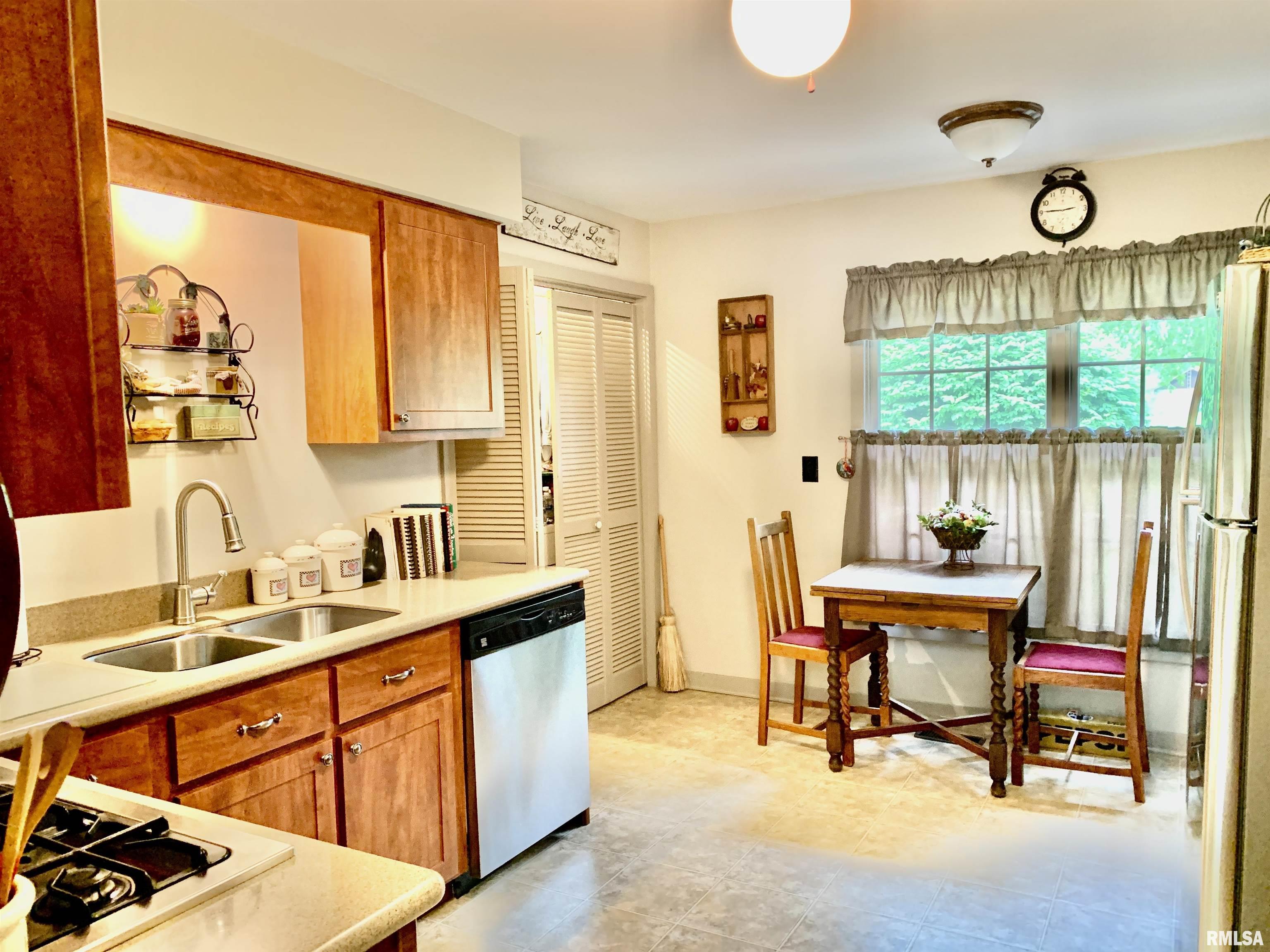 2242 Lake Jacksonville Road Jacksonville, IL 62650 - Photo 74 of 74