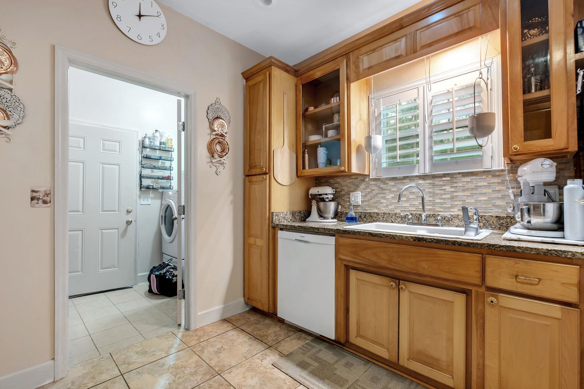 2106 Bloxham Cutoff Road Crawfordville, FL 32327 - Photo 20 of 35