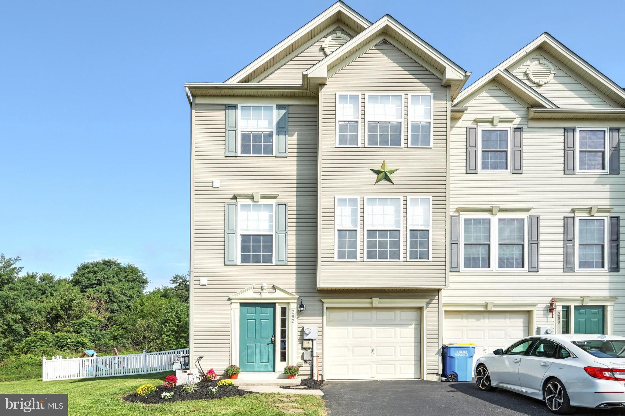 282 Country Ridge Drive Red Lion, PA 17356 - Photo 1 of 37 Gallery Image 1