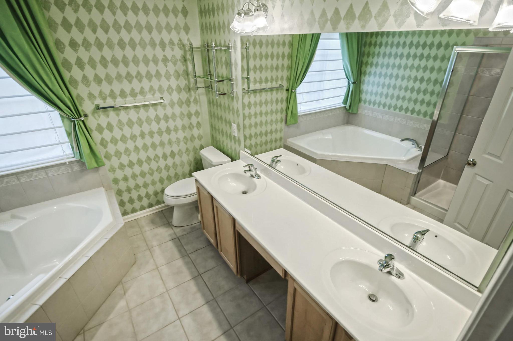 282 Country Ridge Drive Red Lion, PA 17356 - Photo 18 of 37 Gallery Image 18