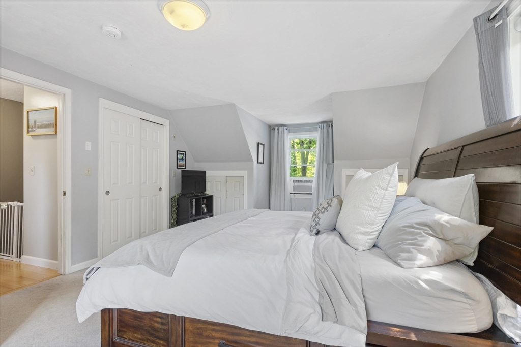 85 Old Elmdale Road Uxbridge, MA 01569 - Photo 27 of 42