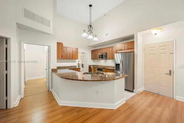 $3,300 | 510 Northwest 84th Avenue, Unit 125, Plantation, FL 33324