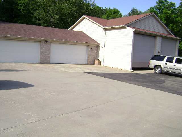5501 Gilbert Road Centerburg, OH 43011 - Photo 14 of 25