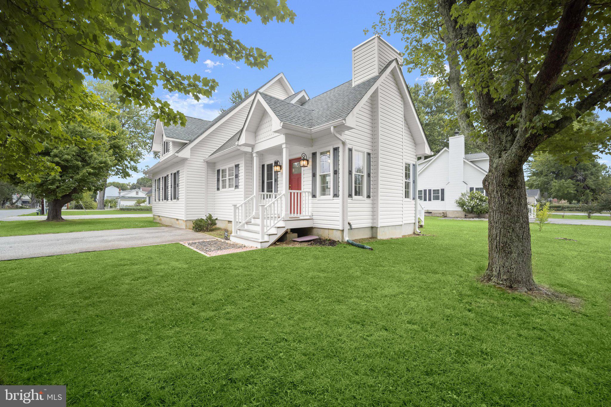 5222 Spring Avenue Shady Side, MD 20764 - Photo 3 of 43 Front Side Exterior