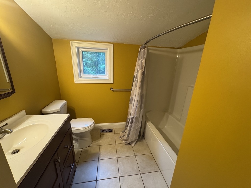 112 High Street Carver, MA 02330 - Photo 16 of 25