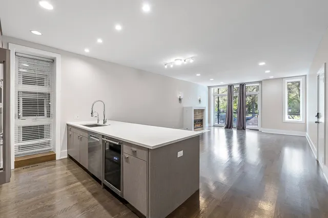 $5,000 | 2814 West North Avenue, Unit 1E, Chicago, IL 60647