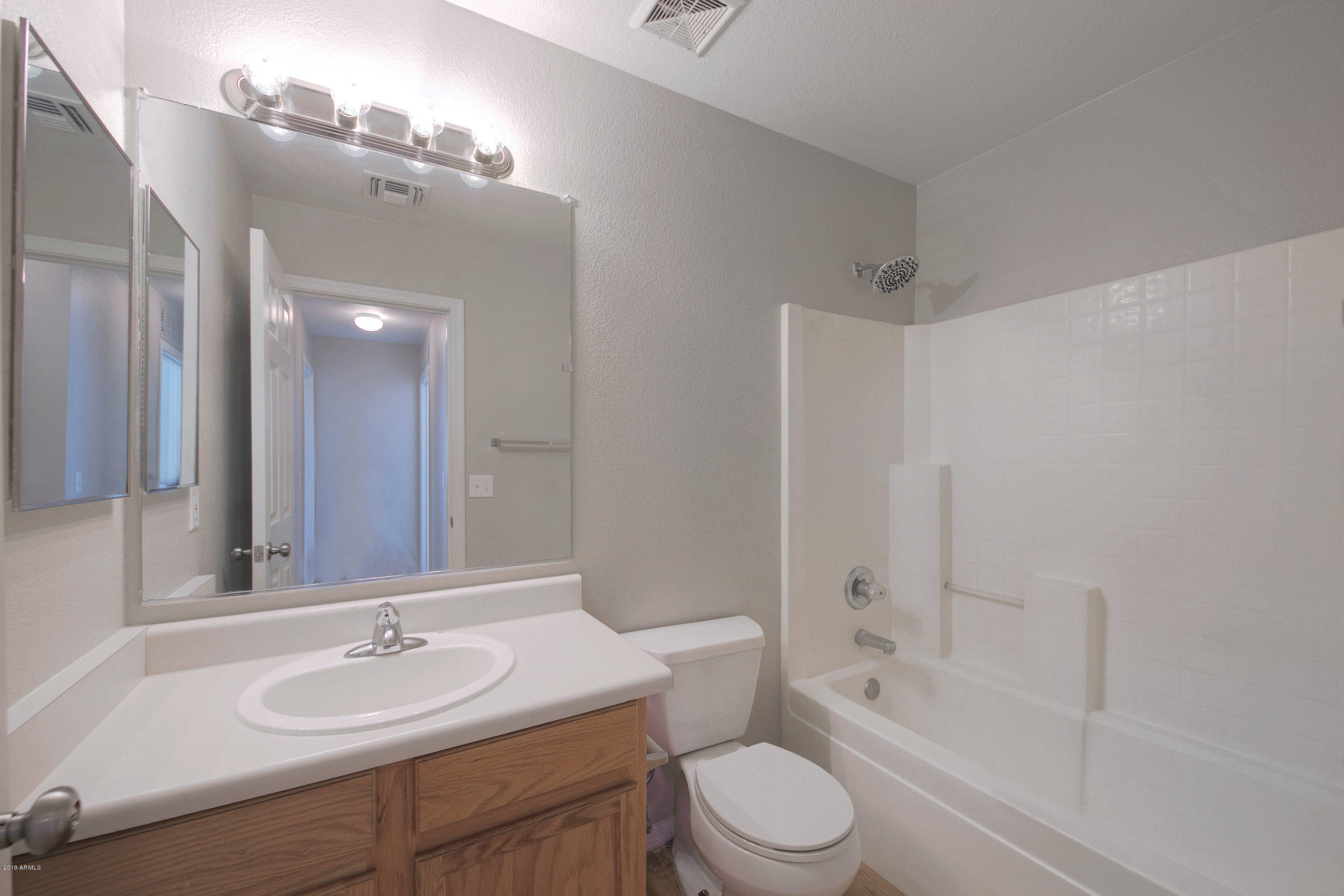 11 West Hayduk Road Phoenix, AZ 85041 - Photo 8 of 14 11WHayduk014