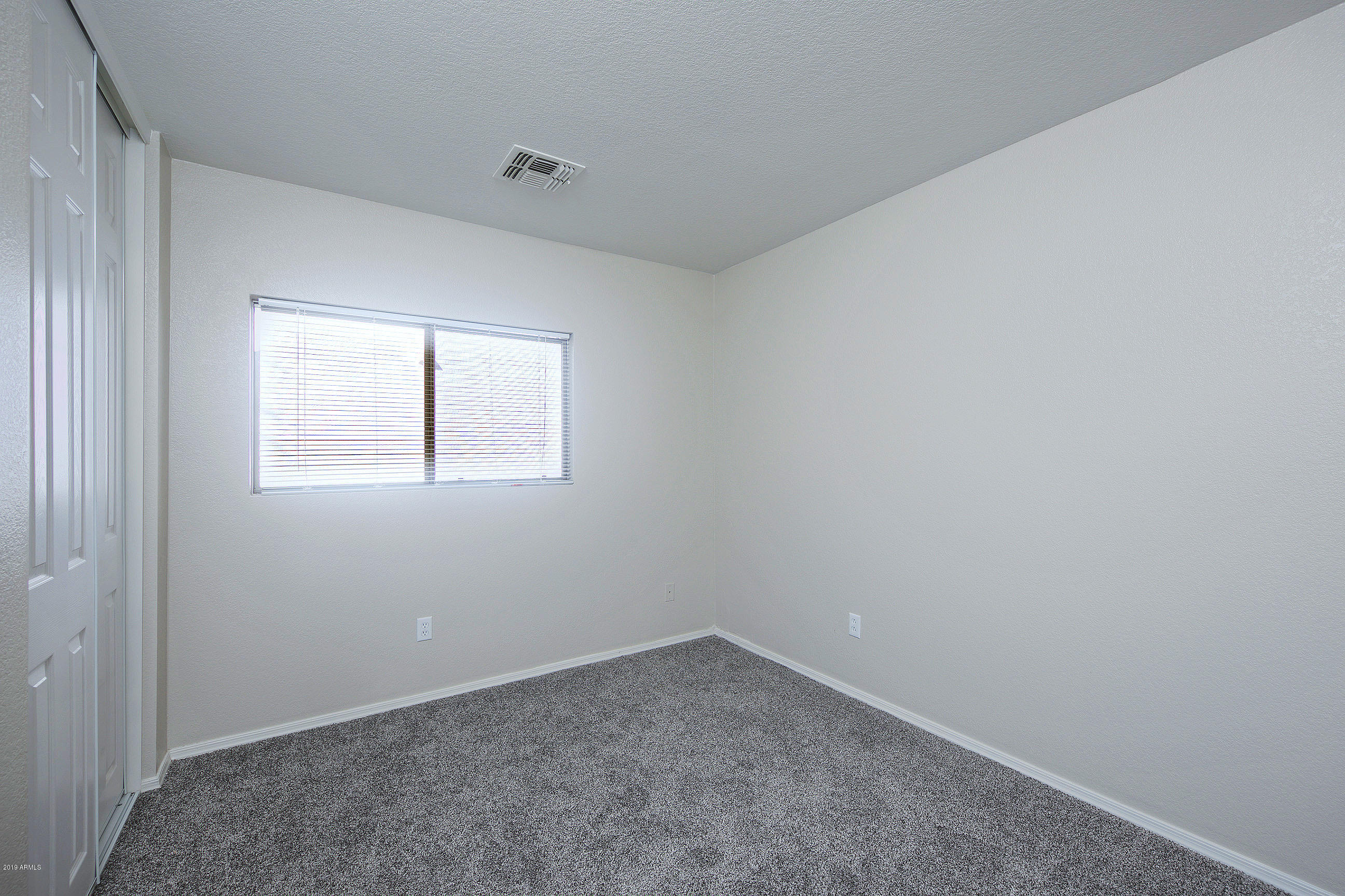 11 West Hayduk Road Phoenix, AZ 85041 - Photo 9 of 14 11WHayduk015