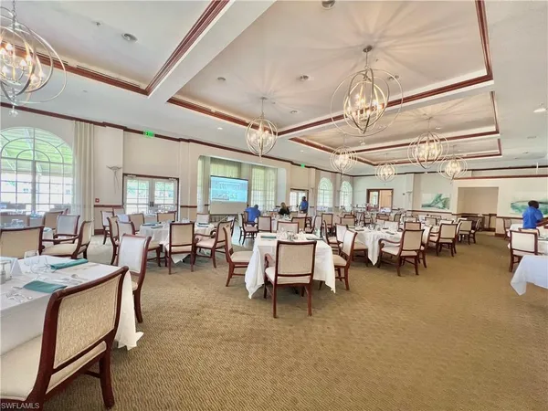 $1,975 | Undisclosed Address, Naples, FL 34104