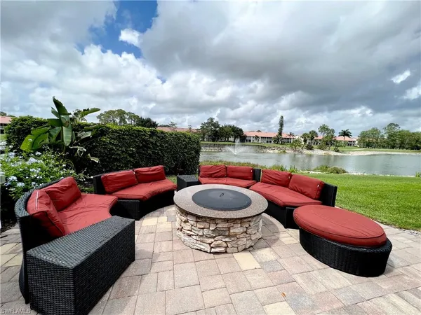 $1,975 | Undisclosed Address, Naples, FL 34104