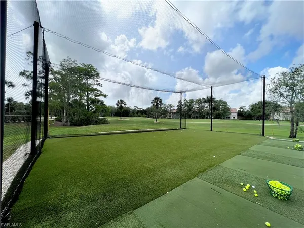 $1,975 | Undisclosed Address, Naples, FL 34104