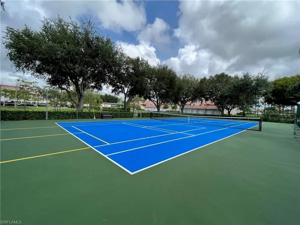 $1,975 | Undisclosed Address, Naples, FL 34104