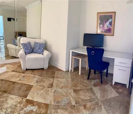 $1,975 | Undisclosed Address, Naples, FL 34104