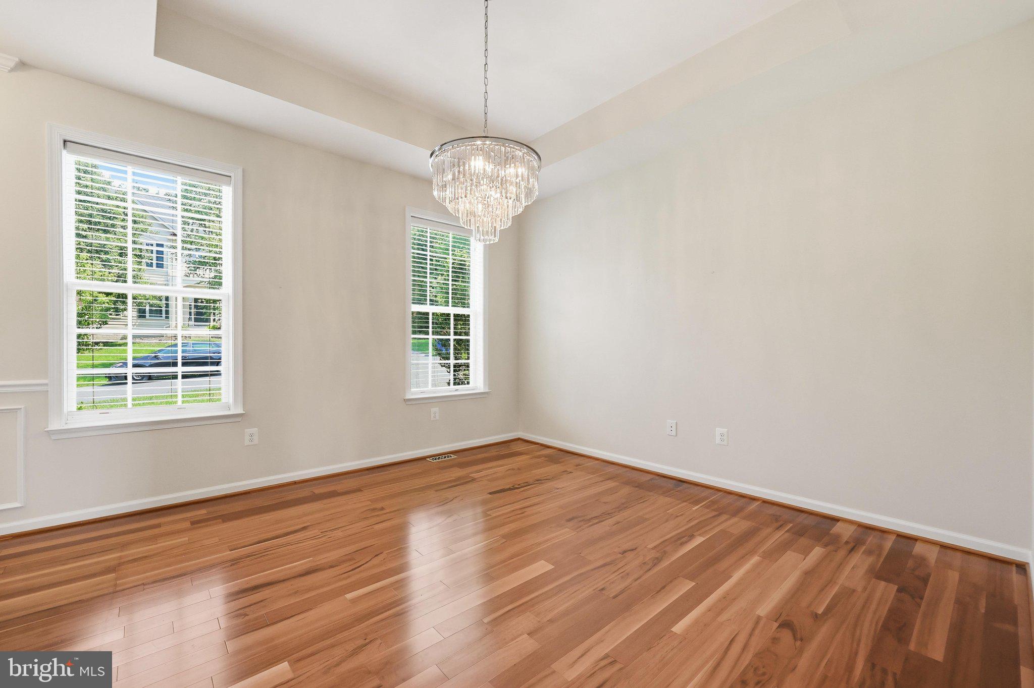6882 Woodrise Road New Market, MD 21774 - Photo 11 of 70 Dining Room