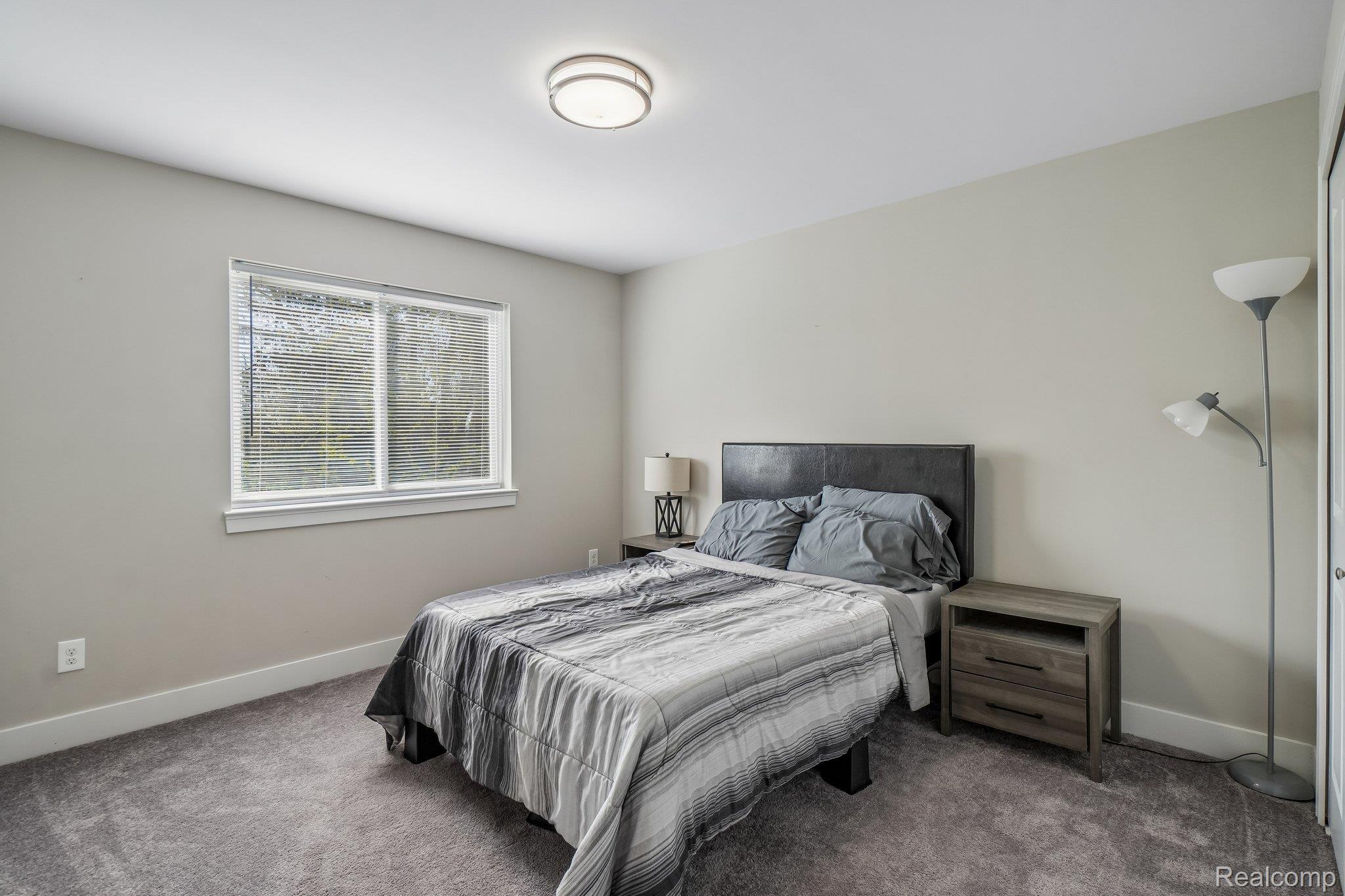340 Dover Road Waterford, MI 48328 - Photo 18 of 38 18-web-or-mls-Dover Rd-S2704-018.jpg