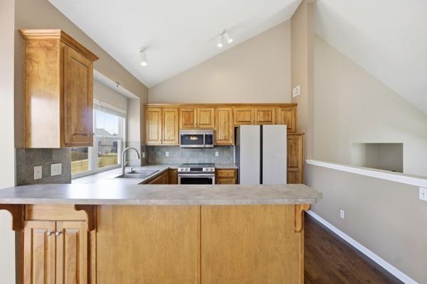 627 North Poplar Street Gardner, KS 66030 - Photo 12 of 48