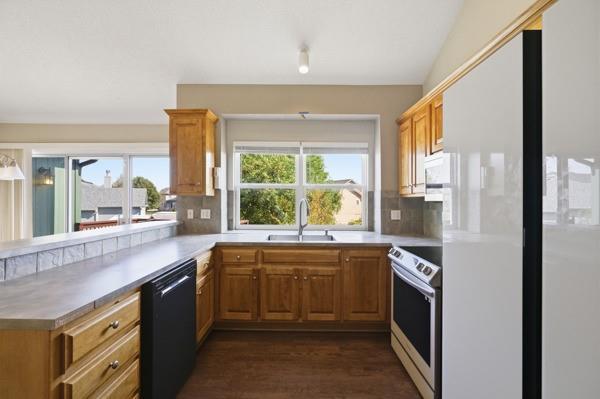 627 North Poplar Street Gardner, KS 66030 - Photo 16 of 48