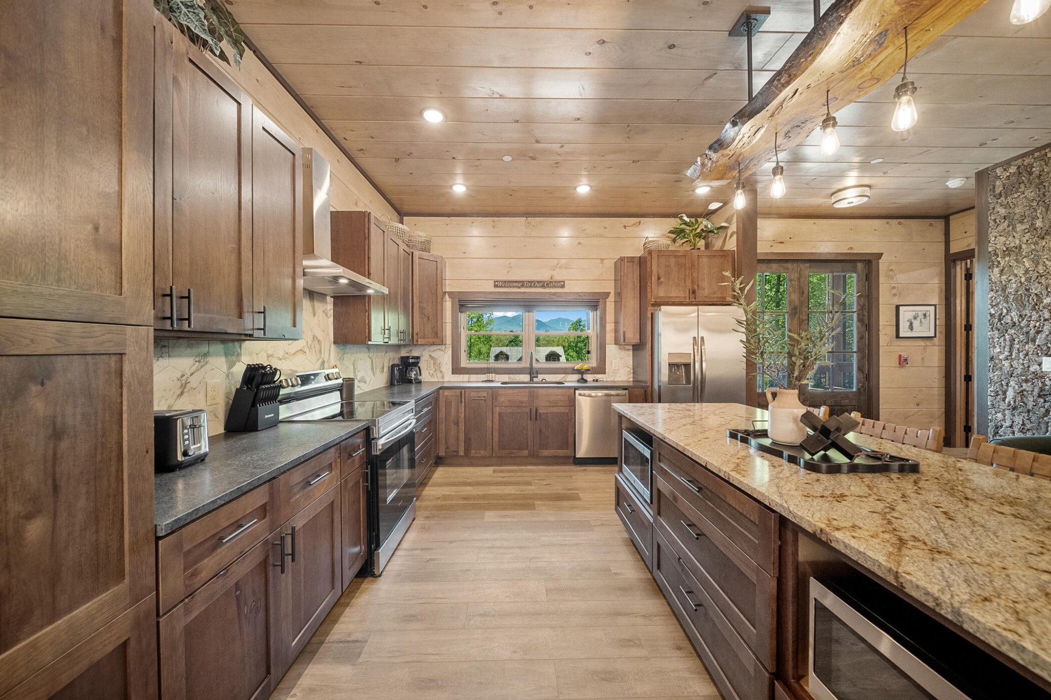 311 Proffitt Road Gatlinburg, TN 37738 - Photo 4 of 91 Gallery Image 4