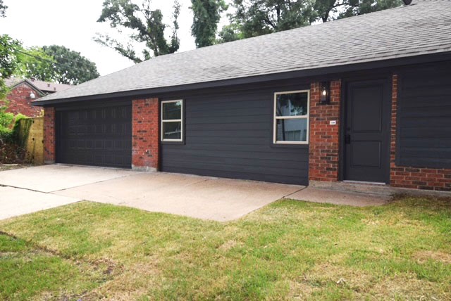 4301 Charleston Street Houston, TX 77021 - Photo 21 of 24 Side View of Home