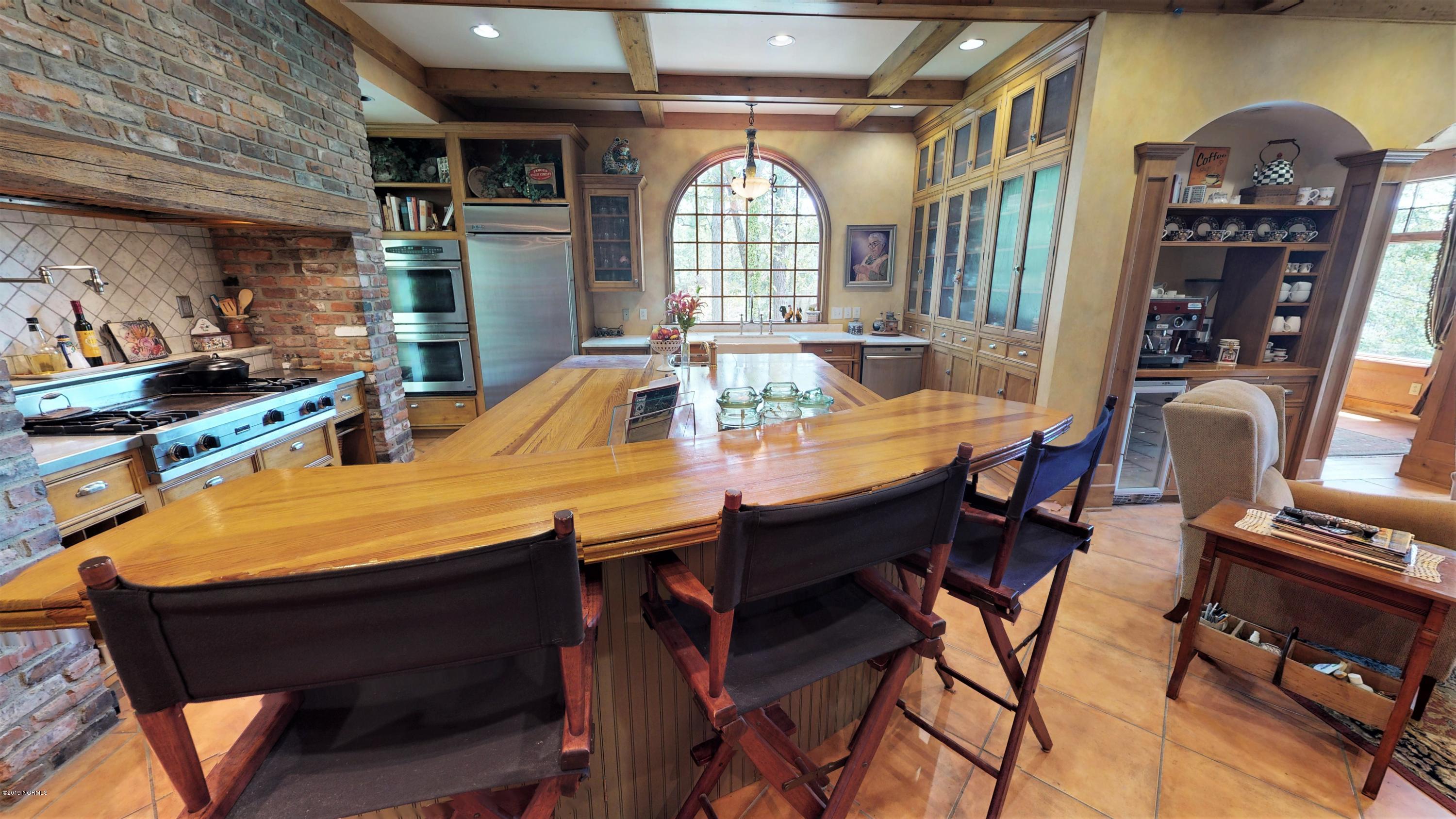 1600 Pasture Point Road Merritt, NC 28556 - Photo 24 of 116 Kitchen