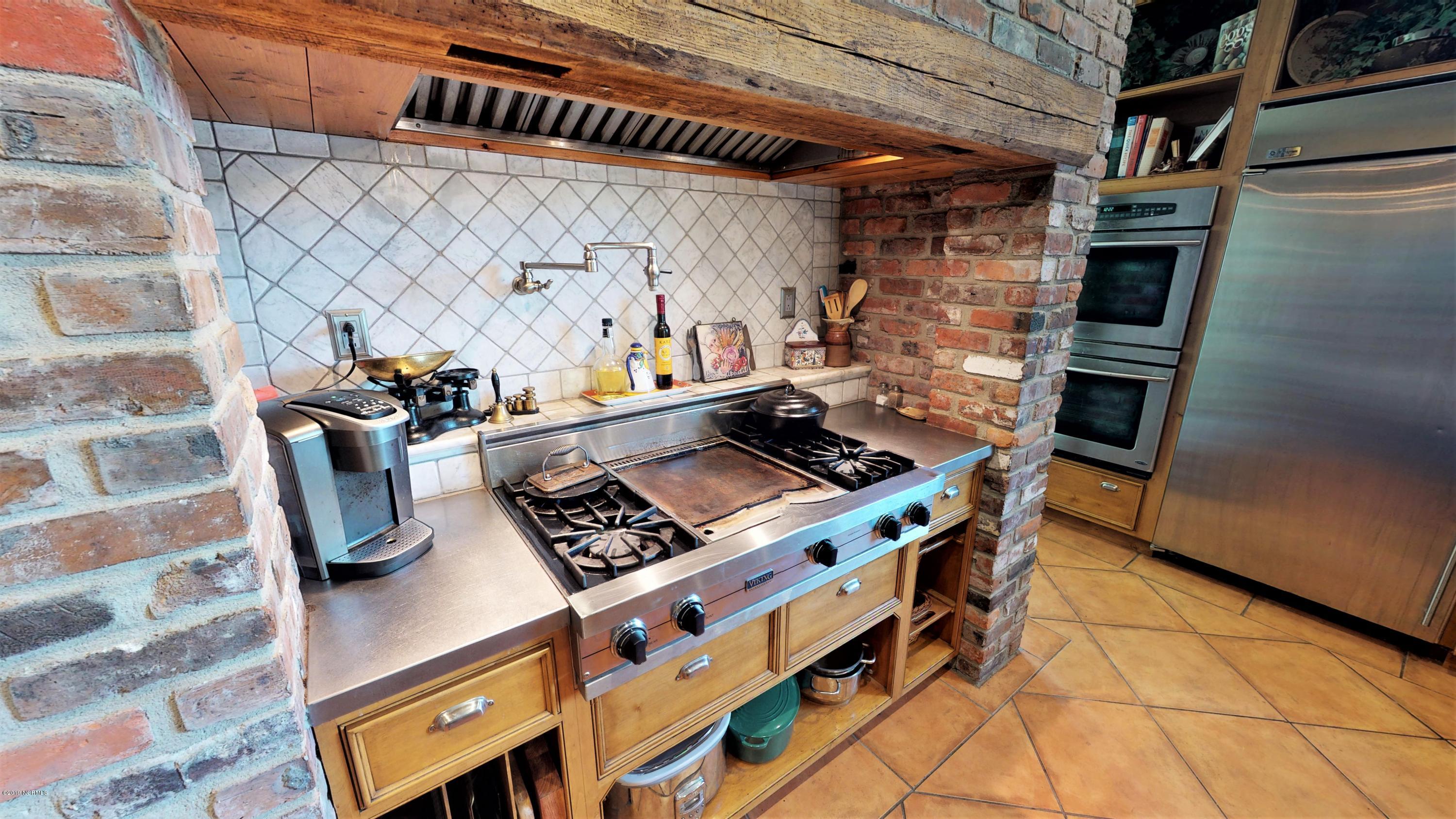 1600 Pasture Point Road Merritt, NC 28556 - Photo 25 of 116 Professional Cooktop w/Potfiller