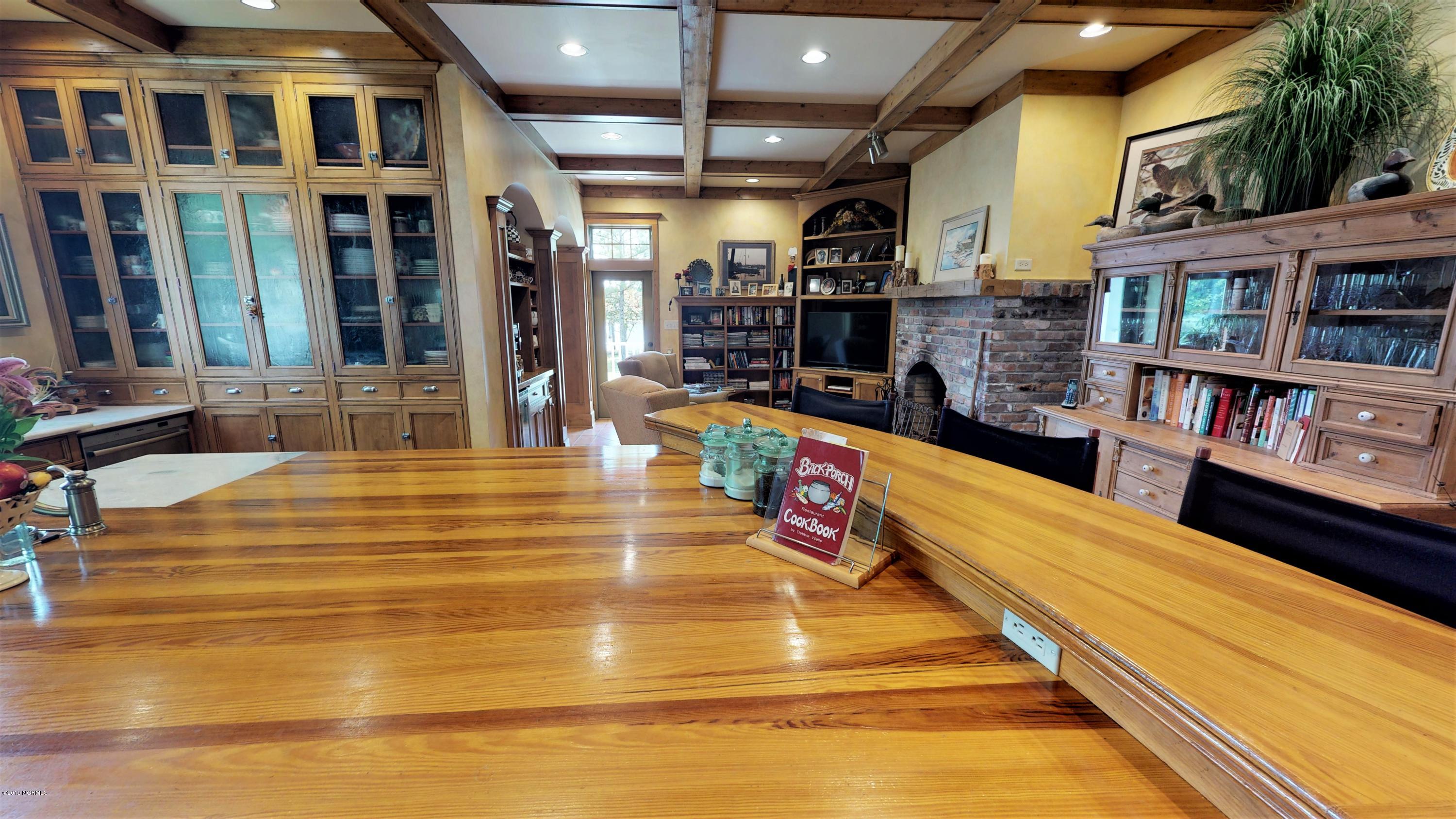 1600 Pasture Point Road Merritt, NC 28556 - Photo 27 of 116 Kitchen and Keeping Room