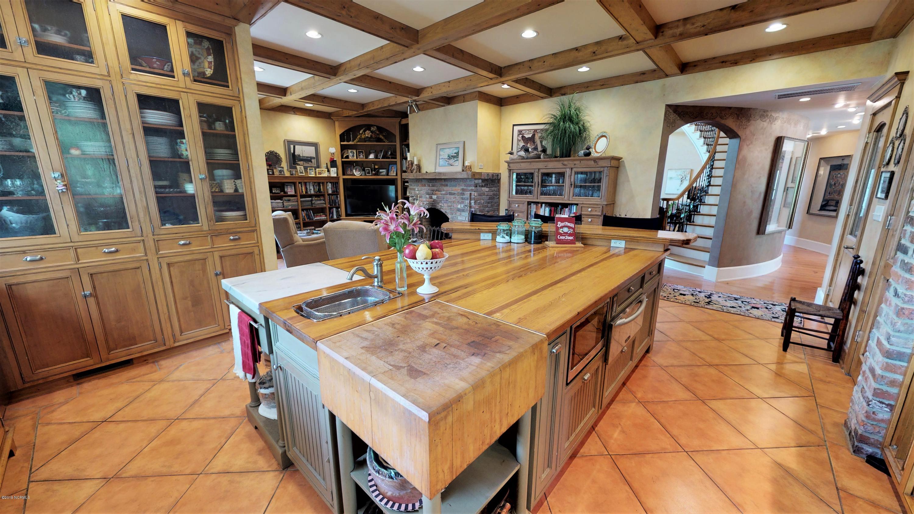 1600 Pasture Point Road Merritt, NC 28556 - Photo 9 of 116 Chef's Kitchen
