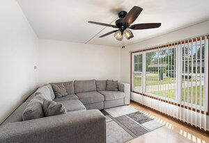 525 Cline Avenue Griffith, IN 46319 - Photo 4 of 17 300x206