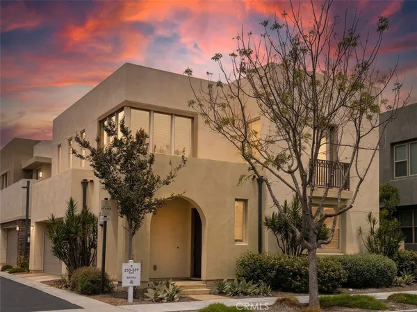 $5,250 | 259 Radial, Irvine, CA 92618