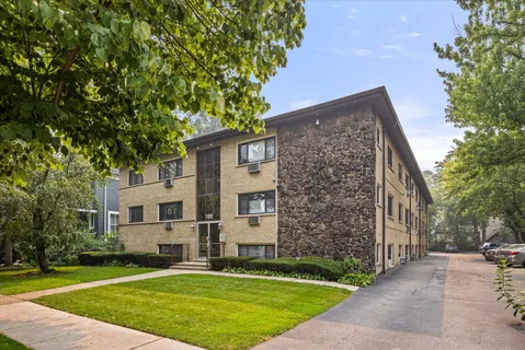 $125,000 | 109 South Elmwood Avenue, Unit 2, Oak Park, IL 60302