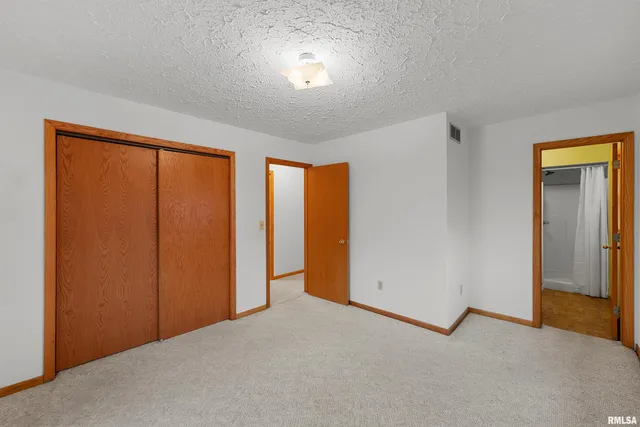 $199,900 | 703 2nd Street, Colona, IL 61241