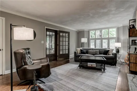 $839,950 | 5435 Aberdeen Road, Fairway, KS 66205