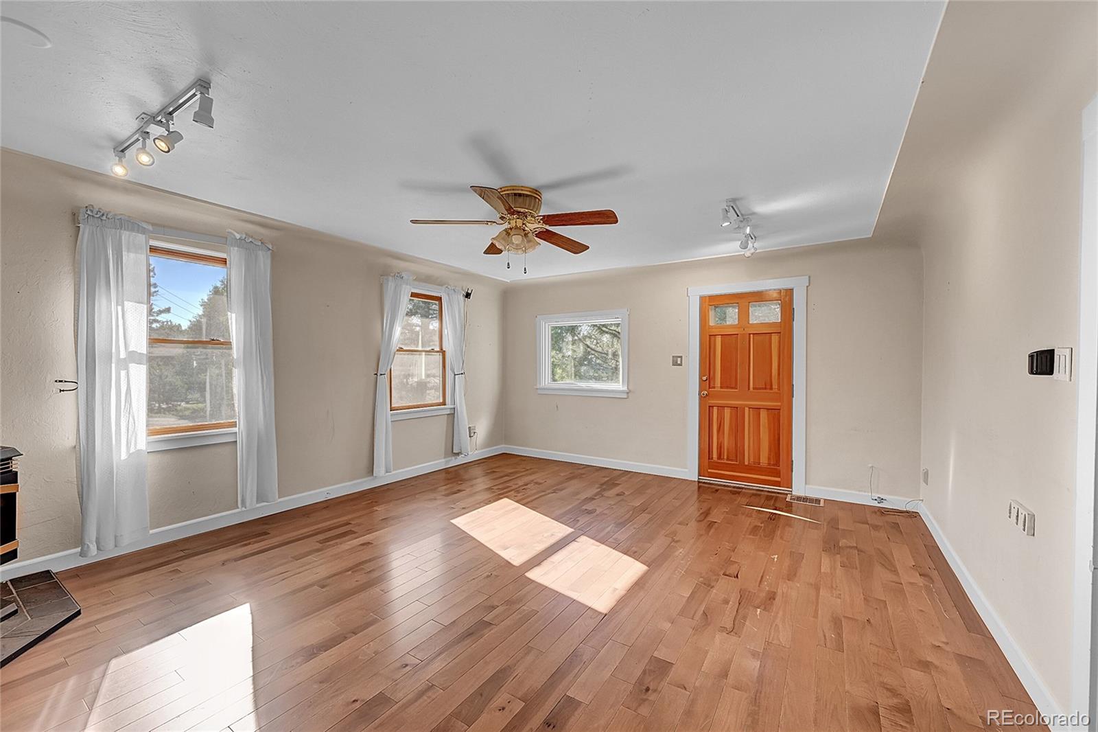 30500 Rand Road Conifer, CO 80433 - Photo 23 of 47 Gallery Image 23