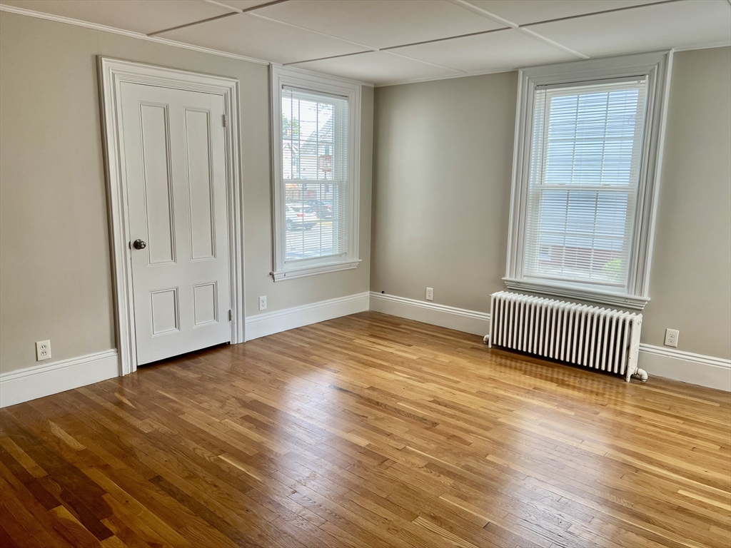 9 Arlington Street, Unit 2 Reading, MA 01867 - Photo 4 of 7